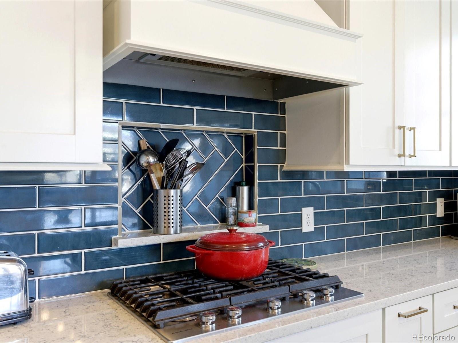 MLS Image #17 for 2691  spruce street,denver, Colorado