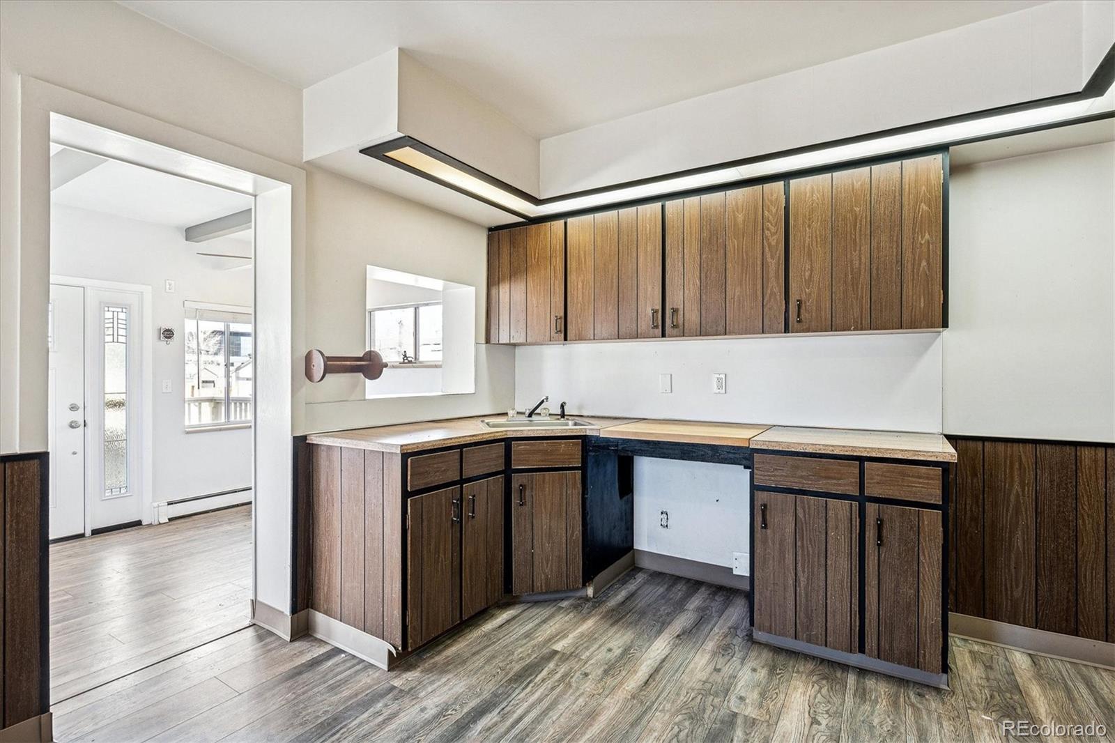 MLS Image #27 for 4033 e 17th avenue parkway,denver, Colorado