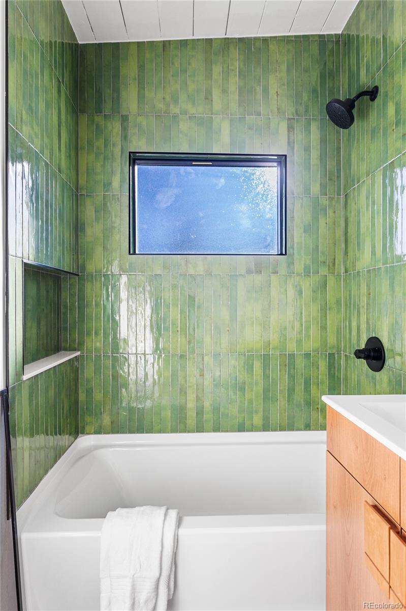 MLS Image #31 for 1812 s ivanhoe street,denver, Colorado