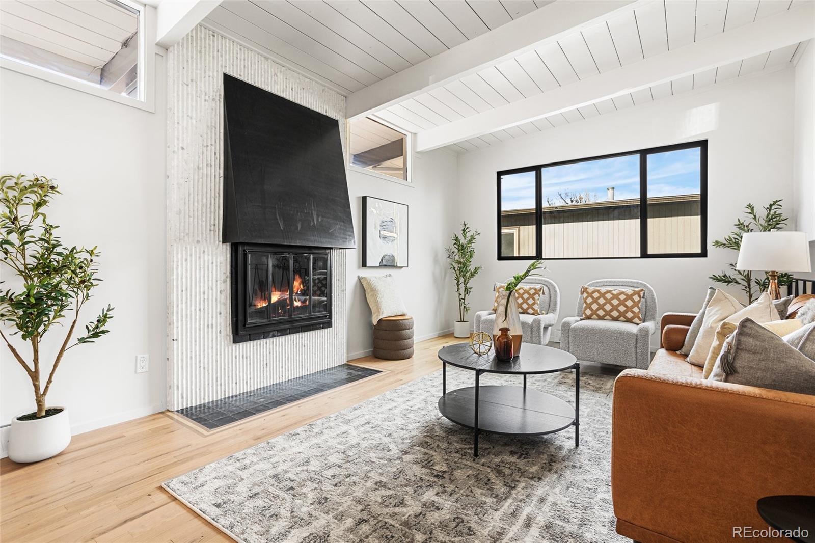 MLS Image #9 for 1812 s ivanhoe street,denver, Colorado