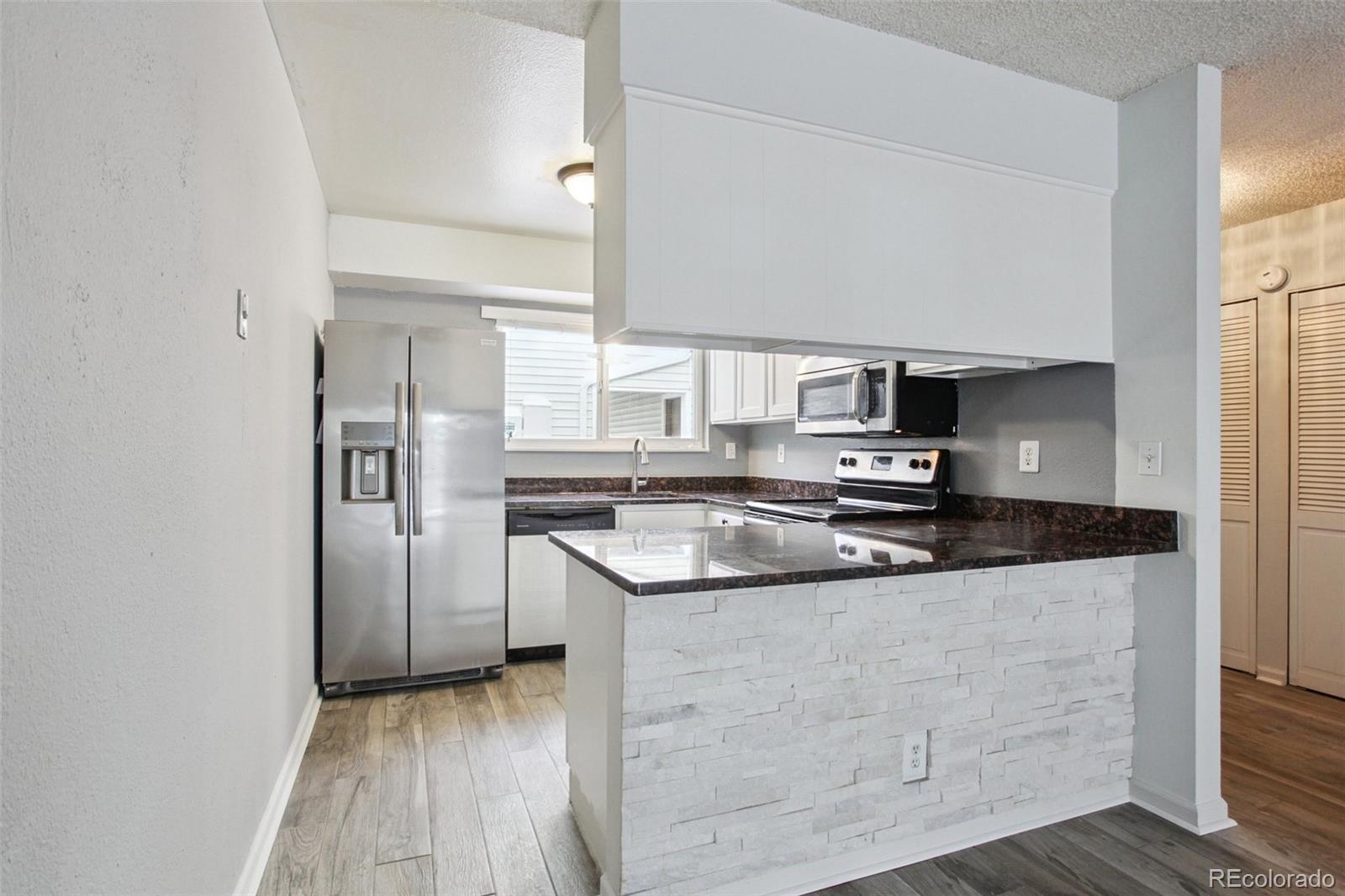 MLS Image #4 for 14498 e florida avenue,aurora, Colorado