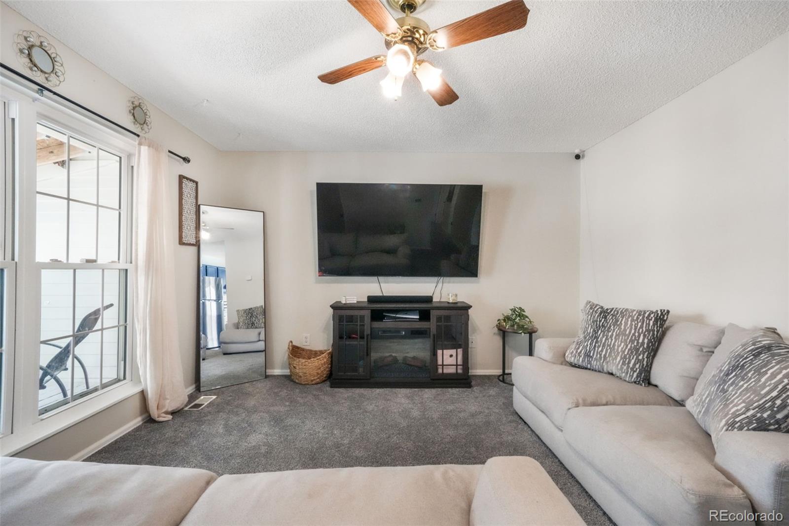 MLS Image #7 for 4651  newton drive,colorado springs, Colorado