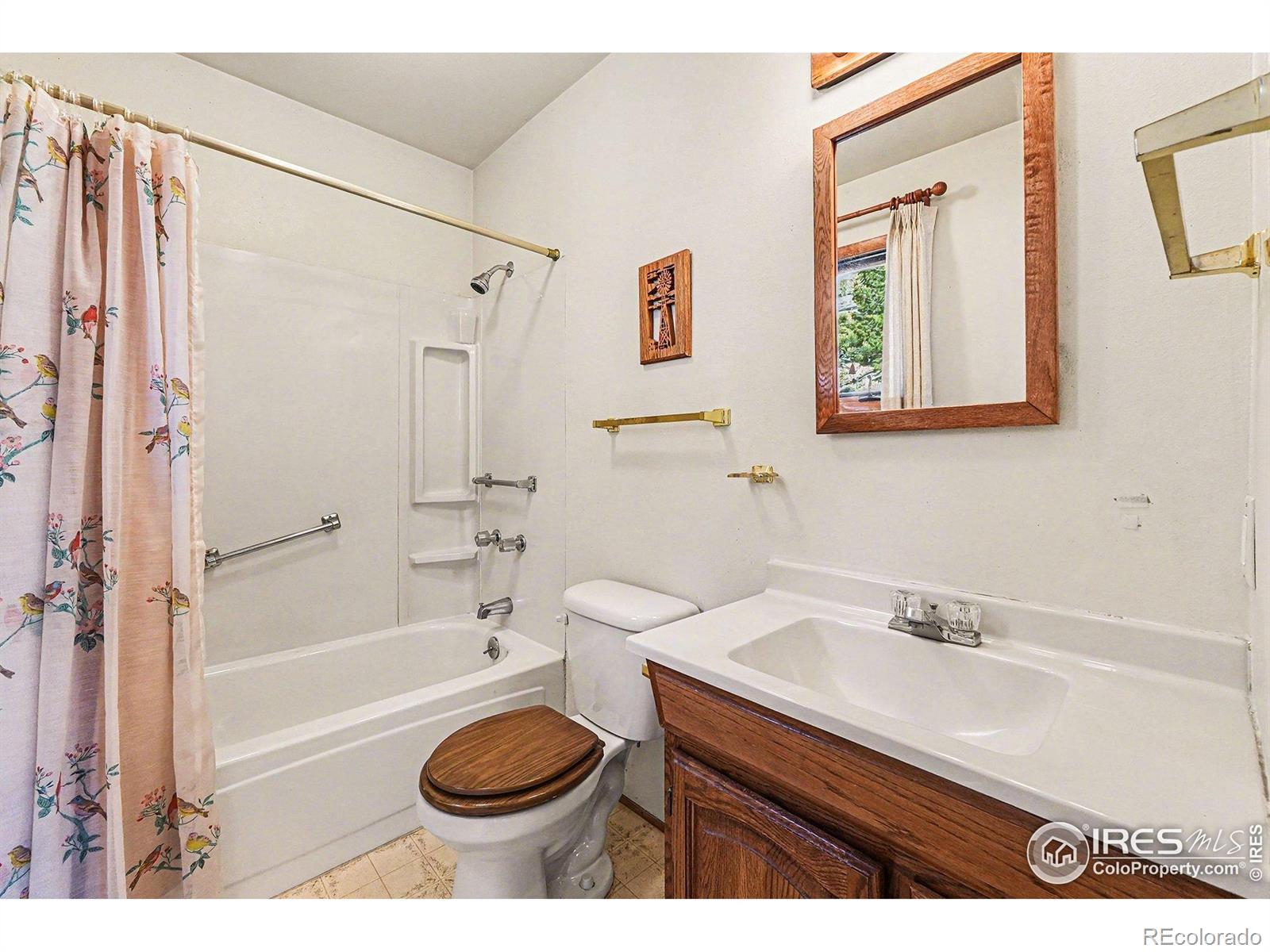 MLS Image #10 for 128  pinebrook drive,glen haven, Colorado