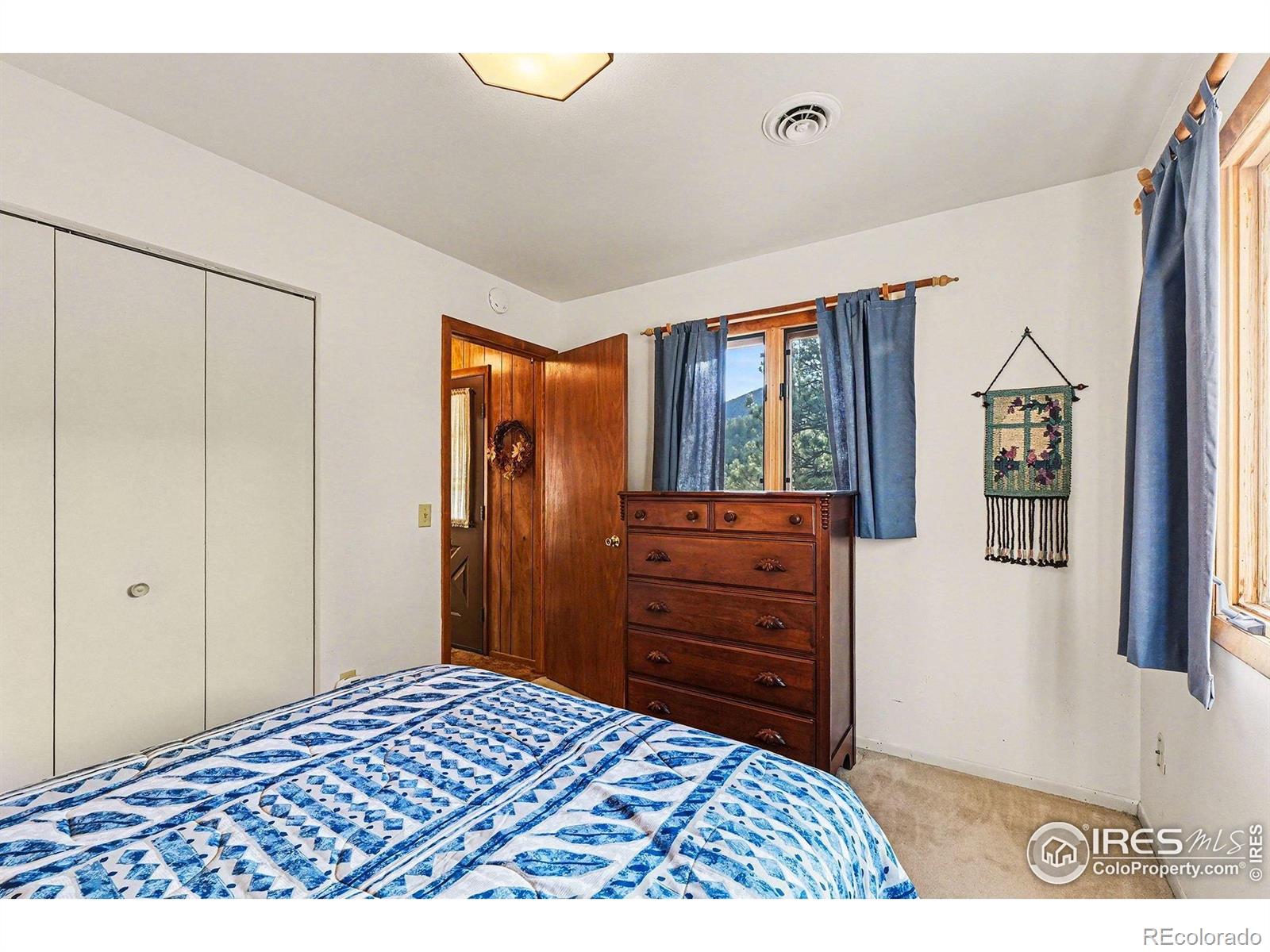 MLS Image #12 for 128  pinebrook drive,glen haven, Colorado