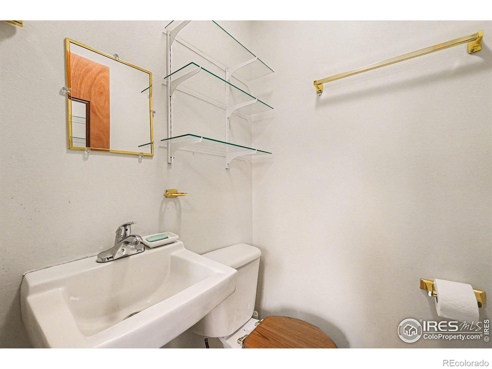 MLS Image #15 for 128  pinebrook drive,glen haven, Colorado