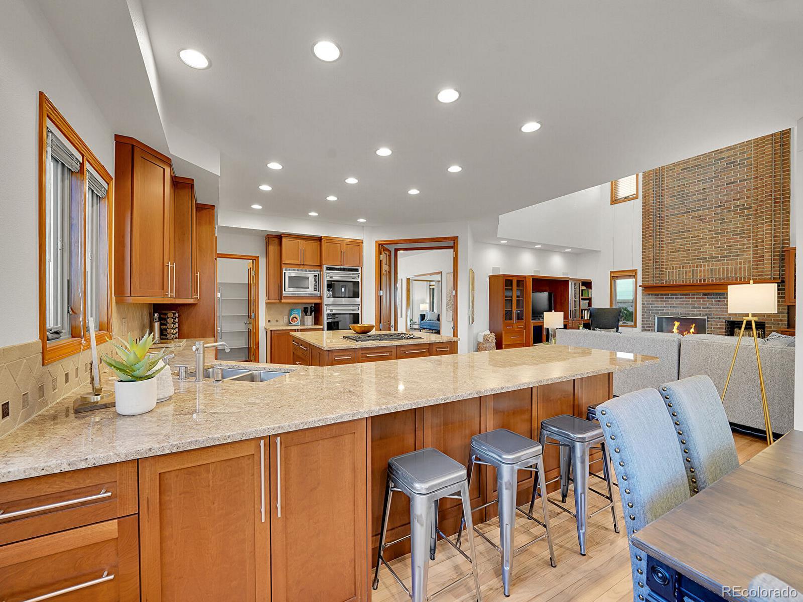 MLS Image #11 for 5110 s hanover way,englewood, Colorado