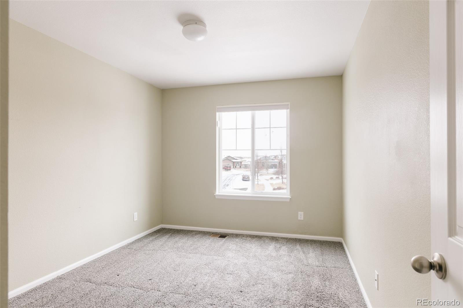 MLS Image #18 for 25206 e lake drive,aurora, Colorado