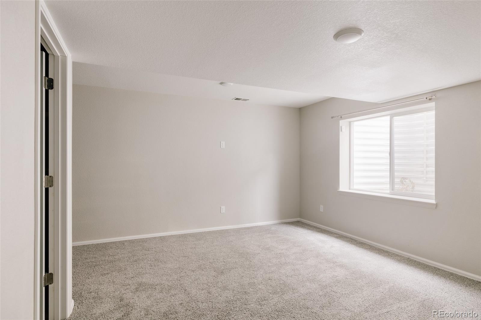 MLS Image #21 for 25206 e lake drive,aurora, Colorado