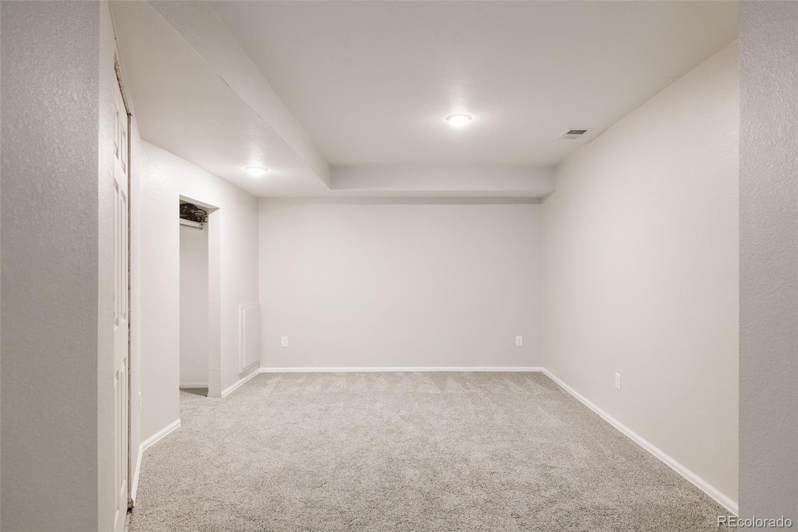 MLS Image #22 for 25206 e lake drive,aurora, Colorado