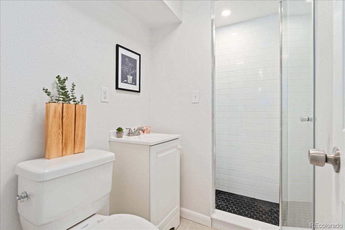 MLS Image #20 for 2597 s perry street,denver, Colorado