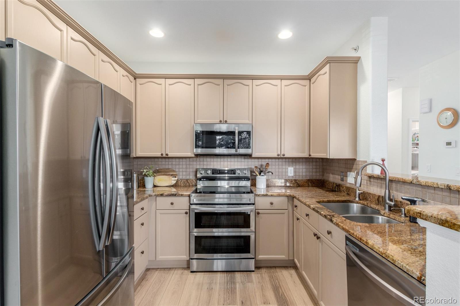 MLS Image #13 for 8445 s holland way,littleton, Colorado