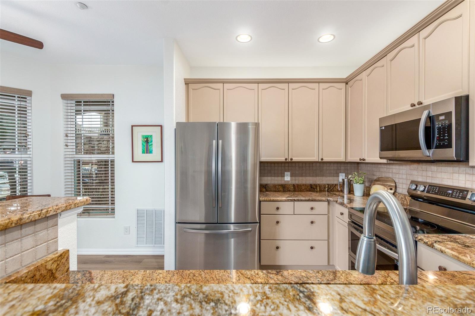 MLS Image #14 for 8445 s holland way,littleton, Colorado