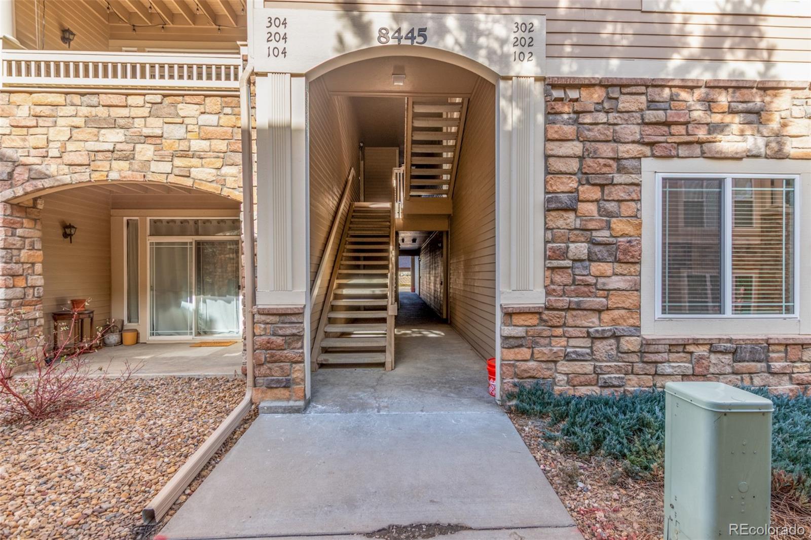 MLS Image #31 for 8445 s holland way,littleton, Colorado