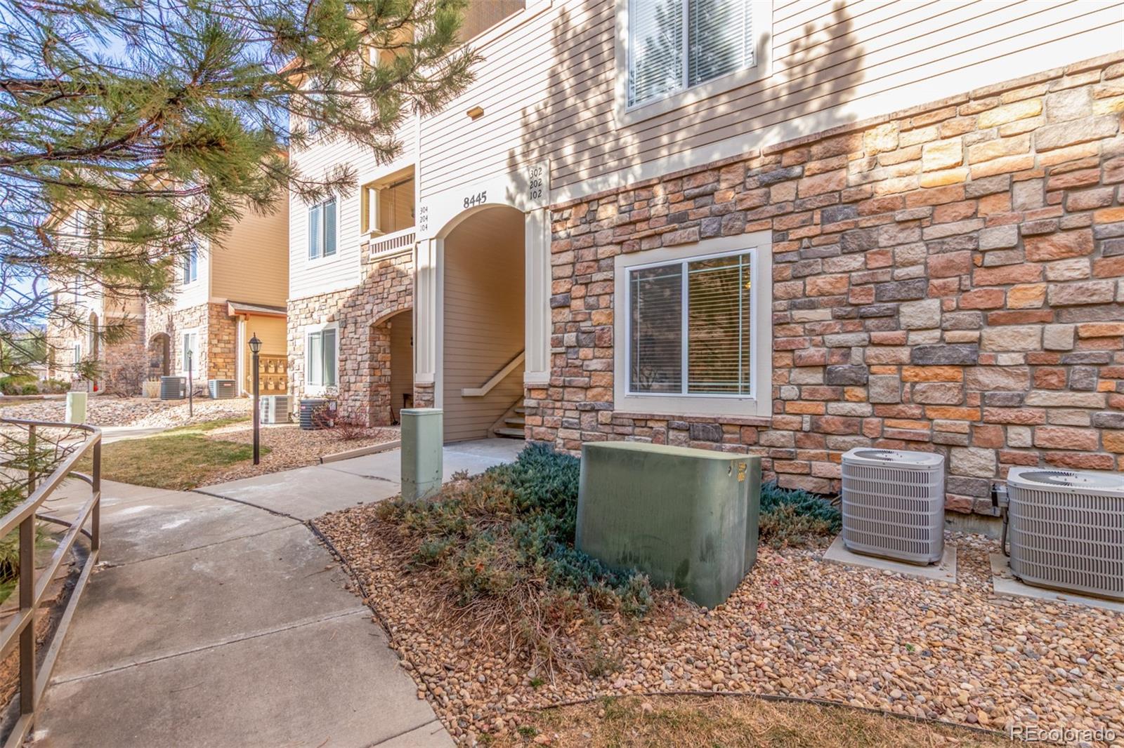 MLS Image #37 for 8445 s holland way,littleton, Colorado