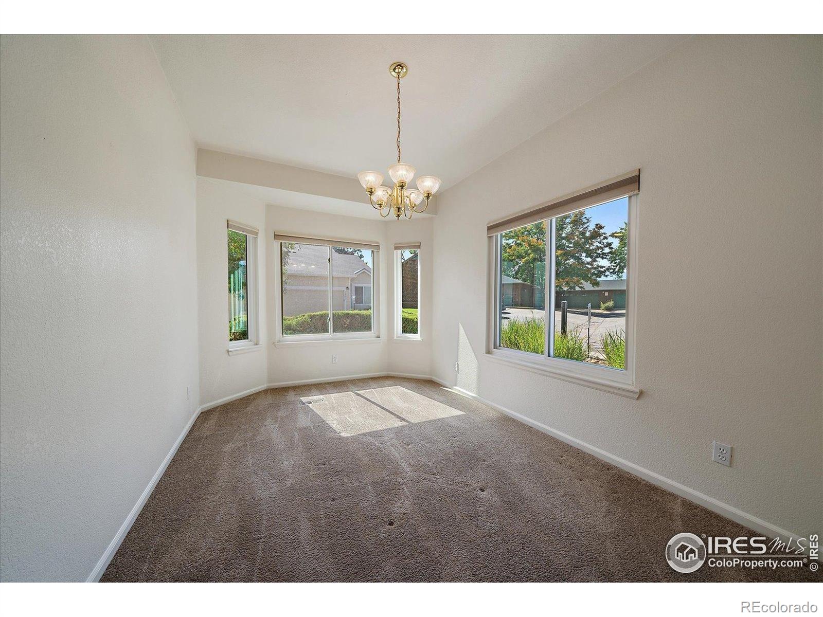 MLS Image #11 for 12182 e 2nd drive,aurora, Colorado