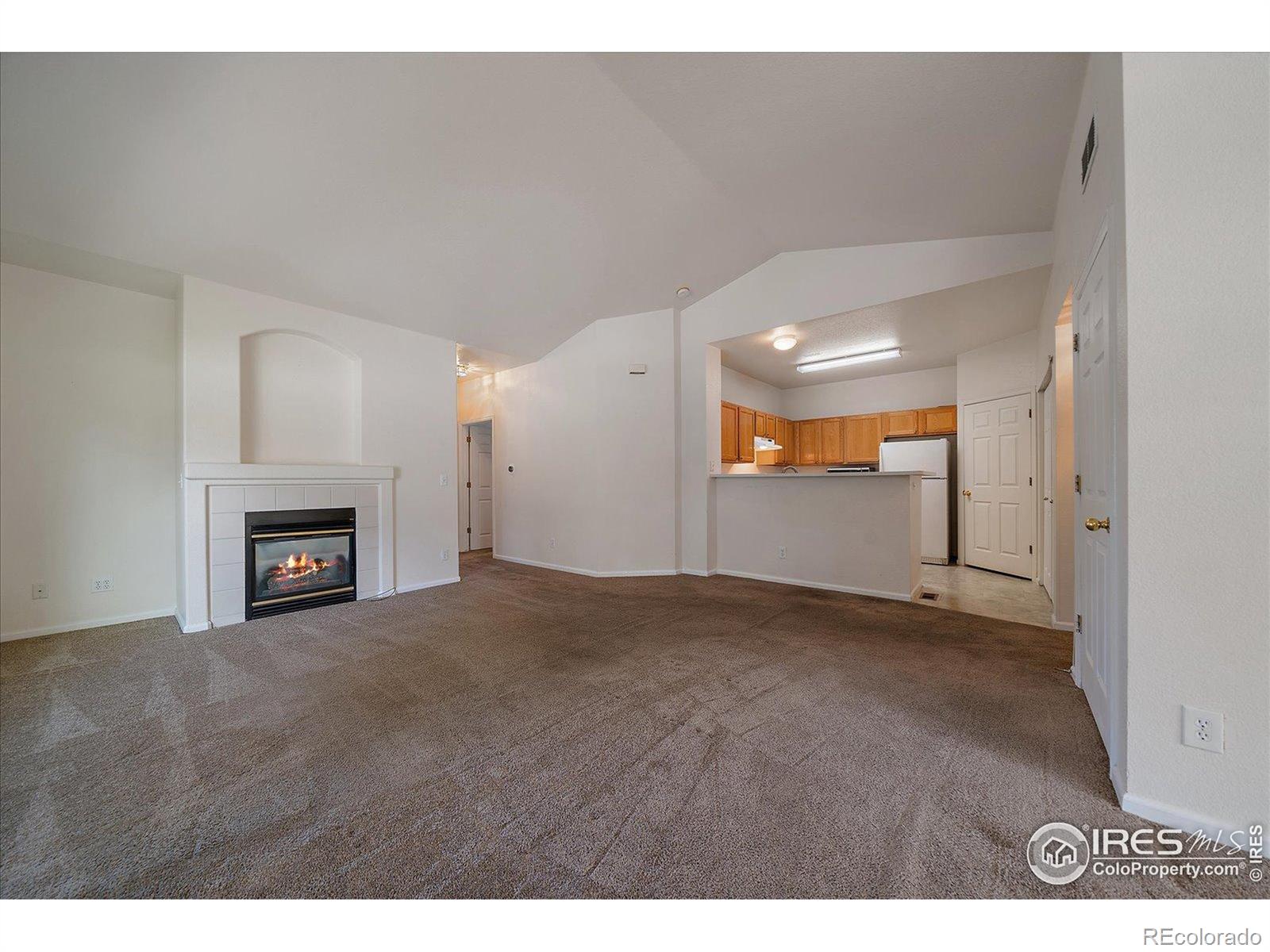 MLS Image #4 for 12182 e 2nd drive,aurora, Colorado