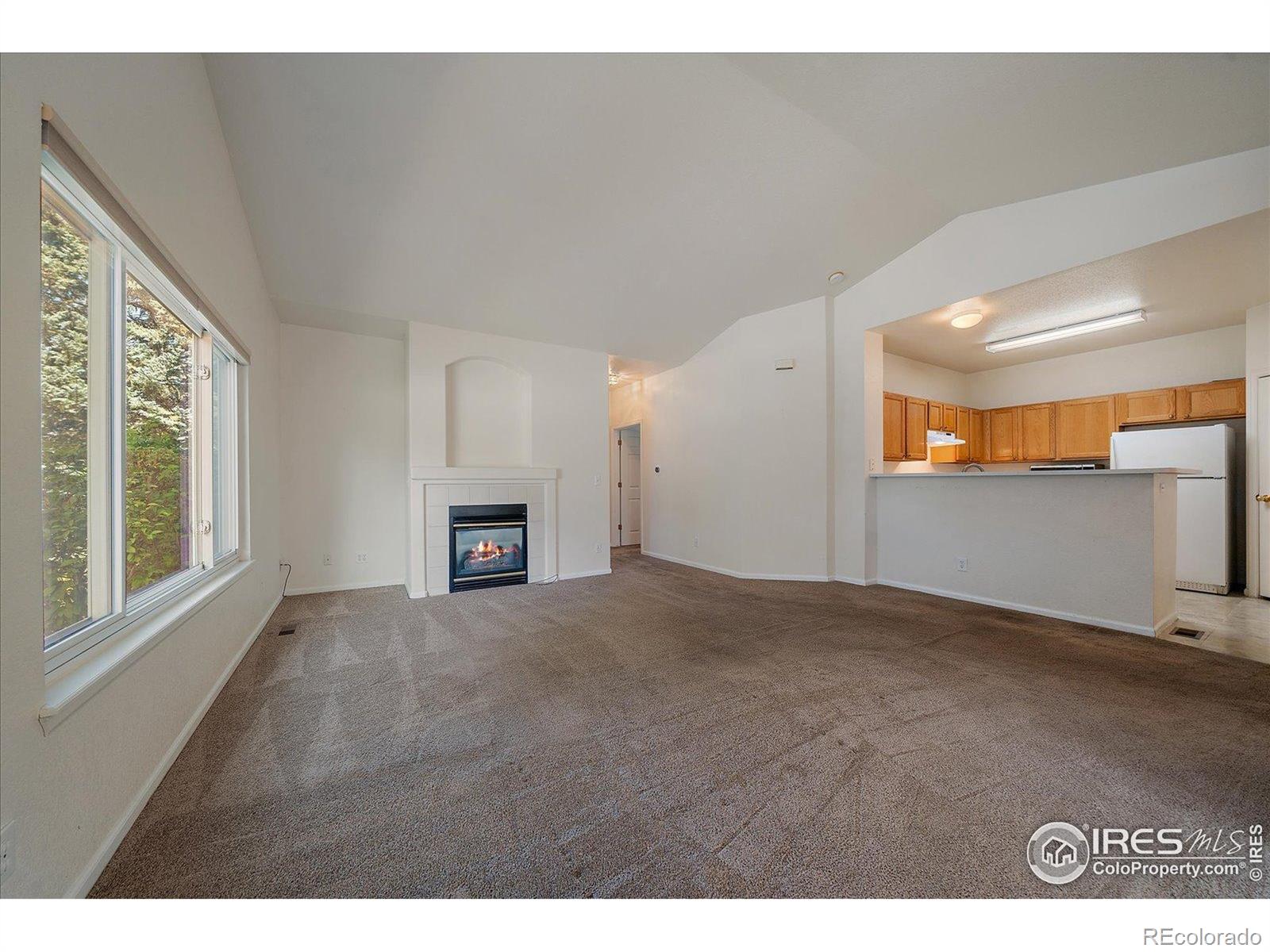 MLS Image #5 for 12182 e 2nd drive,aurora, Colorado
