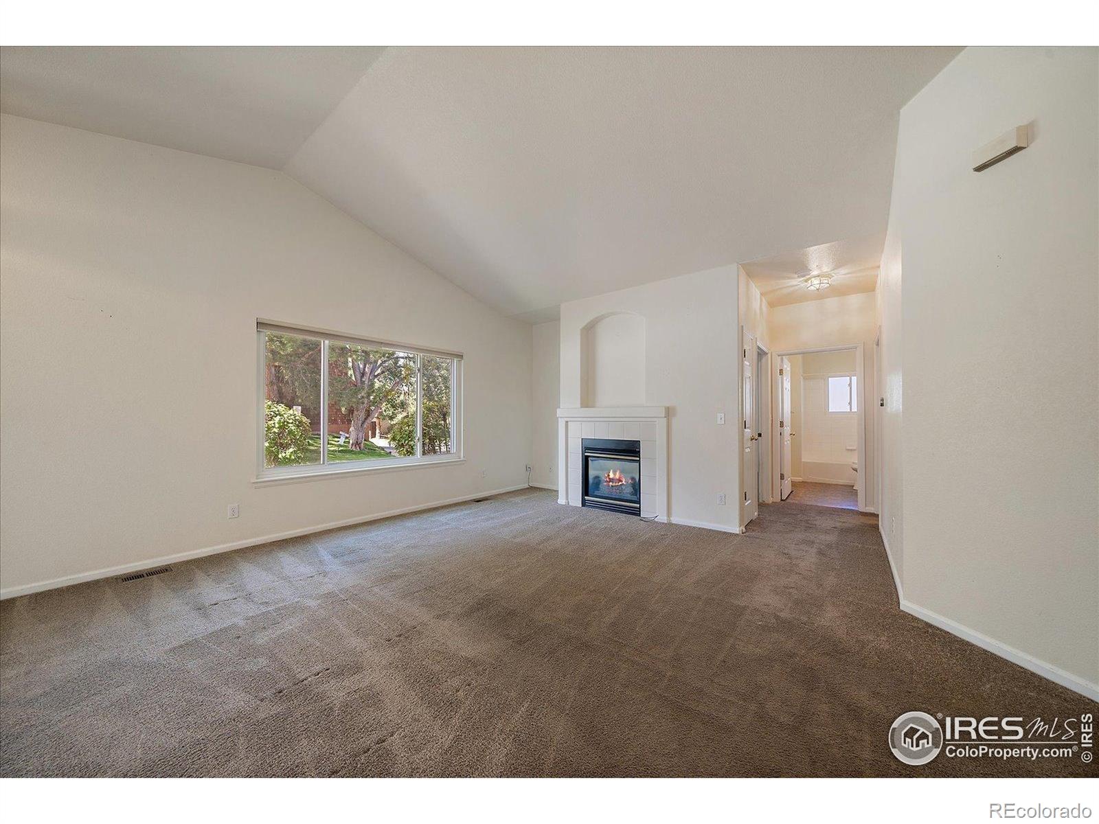 MLS Image #7 for 12182 e 2nd drive,aurora, Colorado