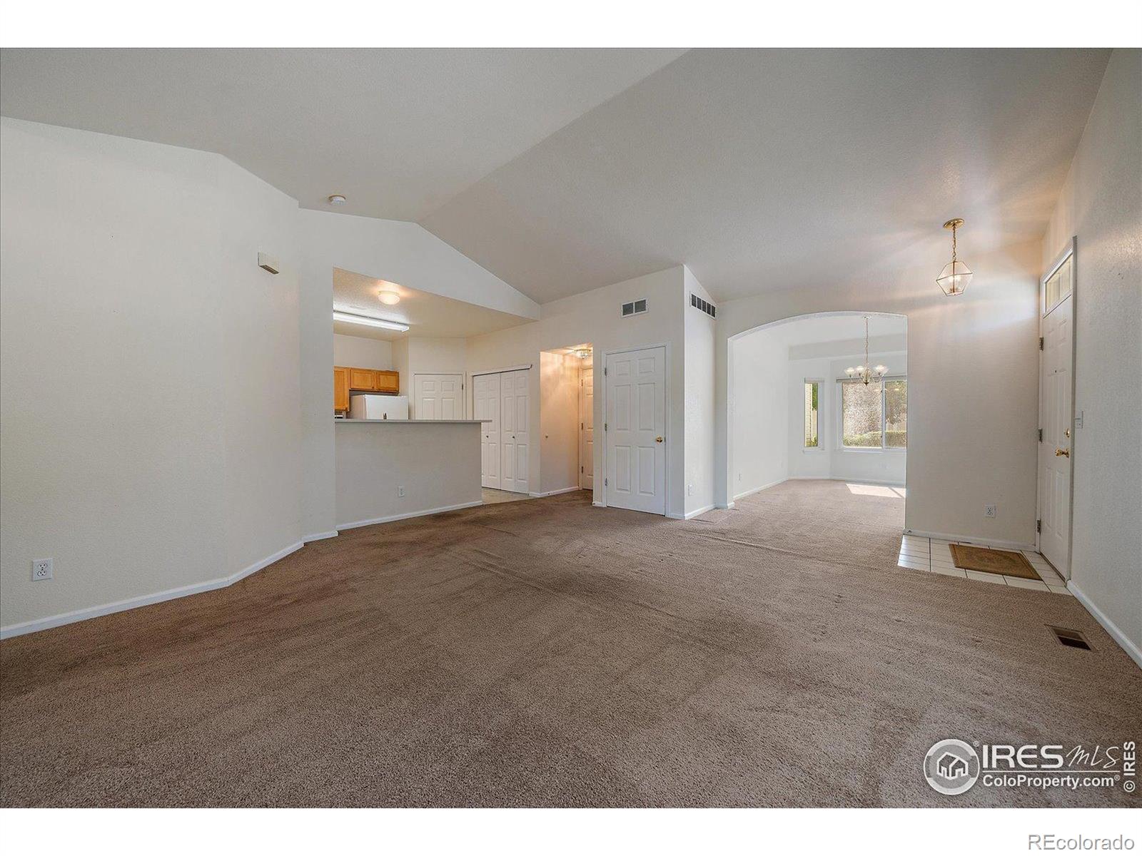 MLS Image #9 for 12182 e 2nd drive,aurora, Colorado
