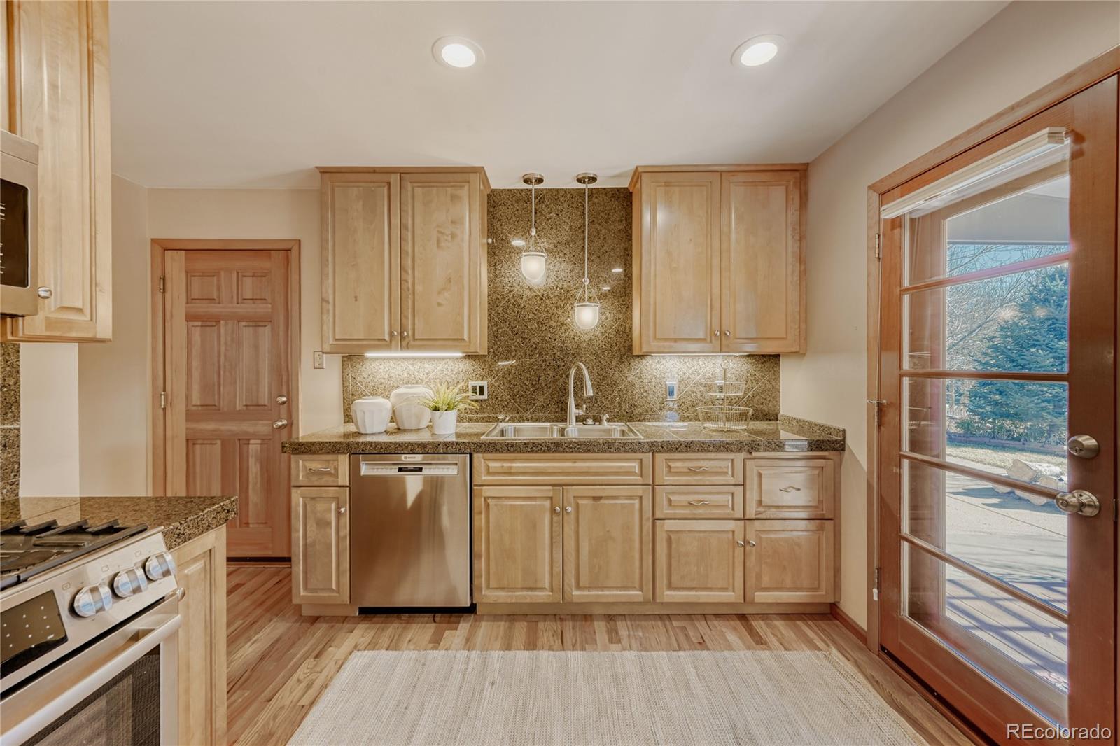 MLS Image #8 for 8292 e lehigh drive,denver, Colorado