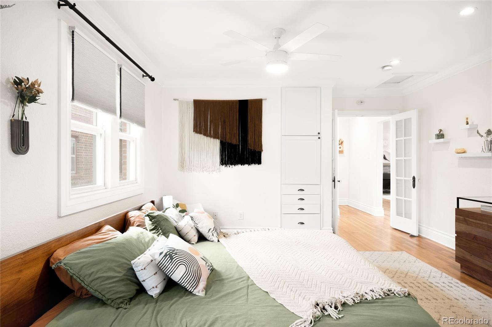 MLS Image #17 for 2390 n glencoe street,denver, Colorado