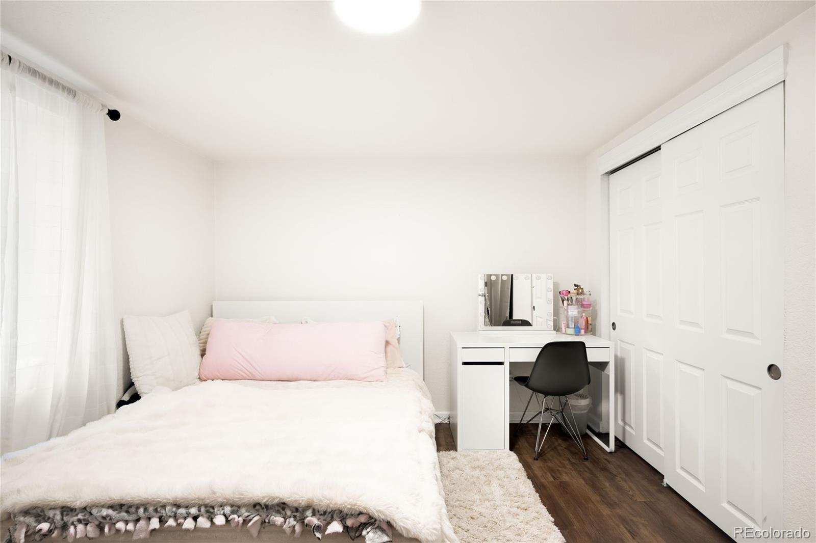 MLS Image #31 for 2390 n glencoe street,denver, Colorado