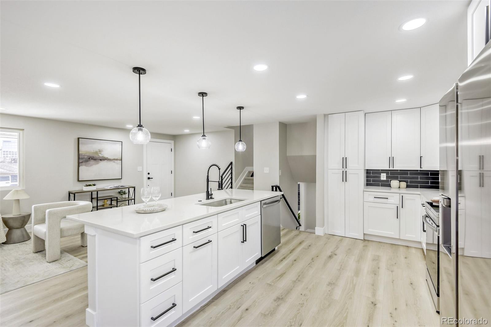 MLS Image #6 for 4812 s xenia street,denver, Colorado