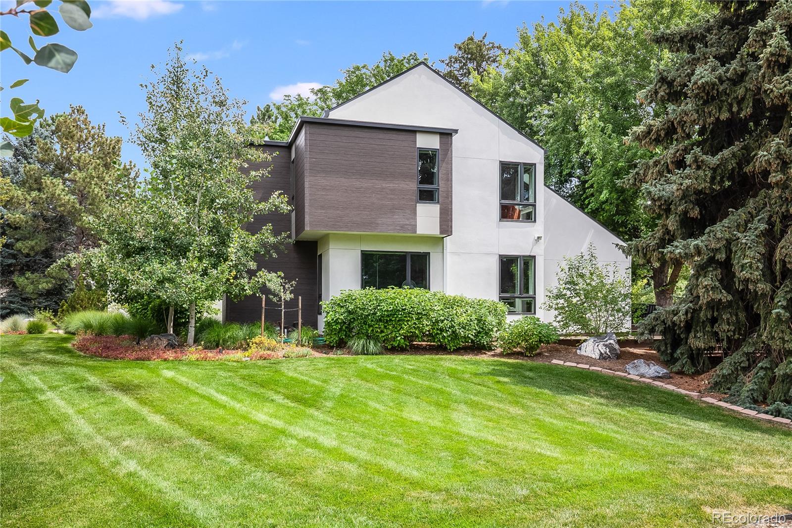 MLS Image #2 for 9240 e berry court,greenwood village, Colorado