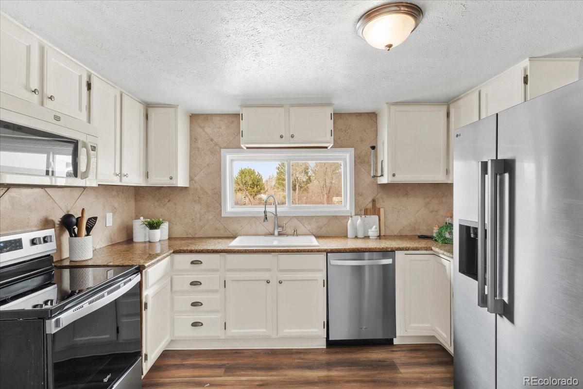 MLS Image #6 for 2747 w water avenue,denver, Colorado