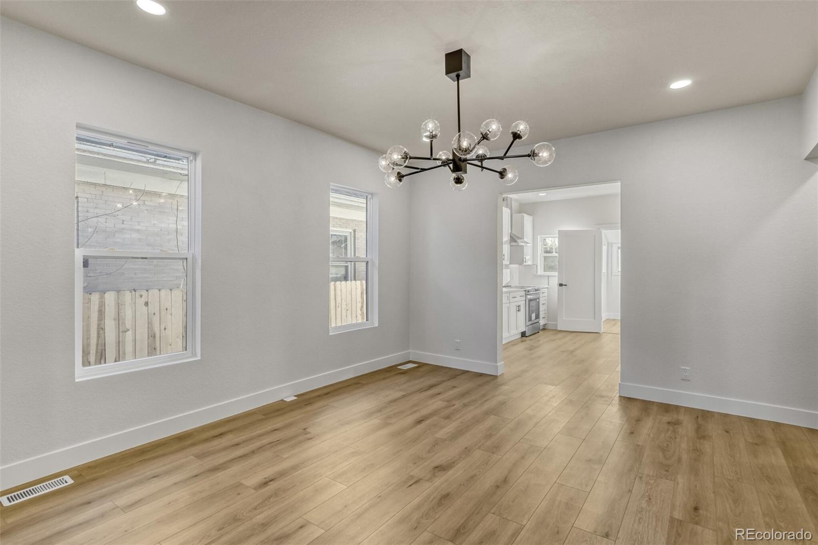 MLS Image #7 for 2627 n york street,denver, Colorado