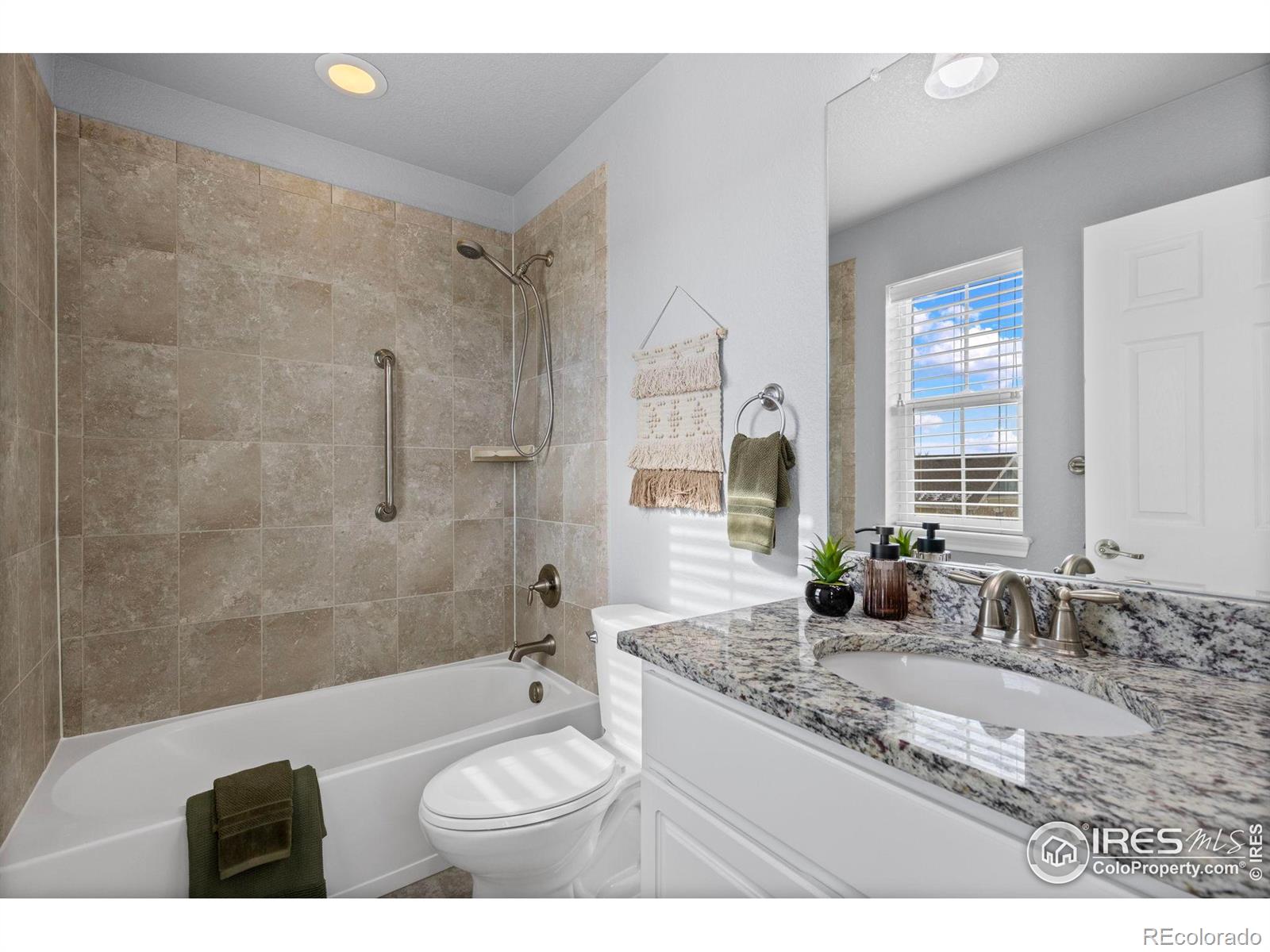 MLS Image #22 for 626  rawlins way,lafayette, Colorado