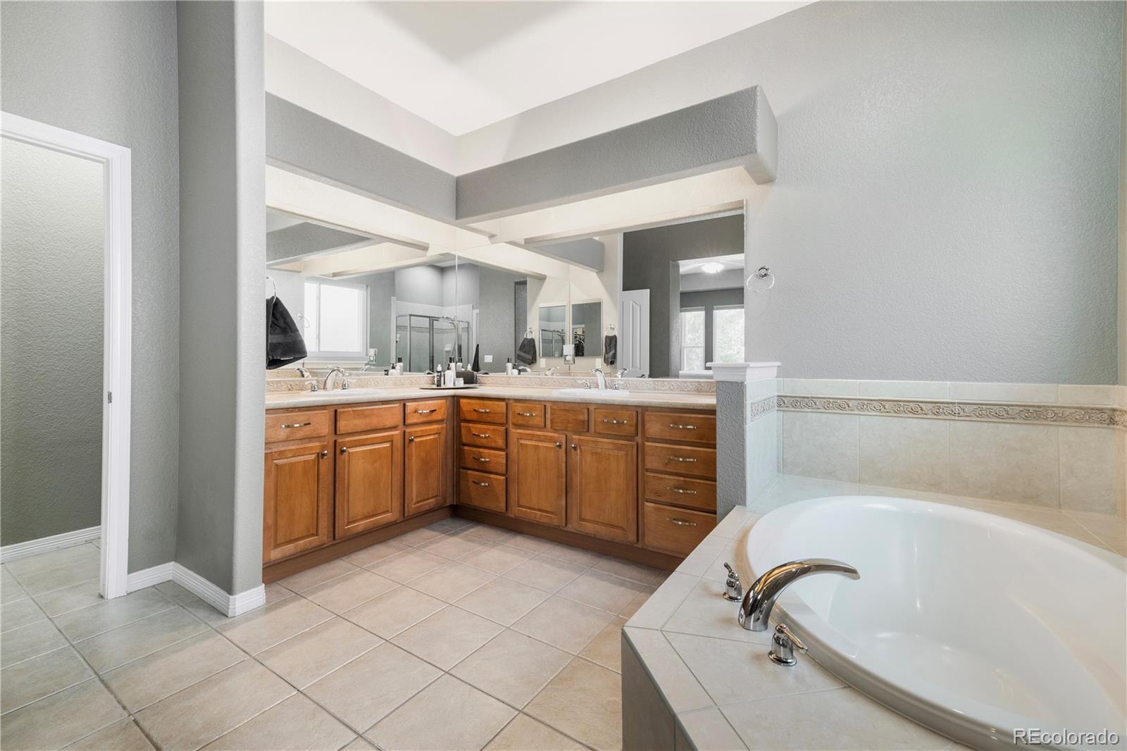 MLS Image #13 for 9884  telluride street,commerce city, Colorado