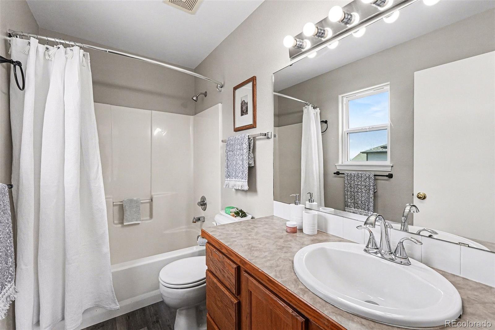 MLS Image #15 for 315  disc lane,platteville, Colorado