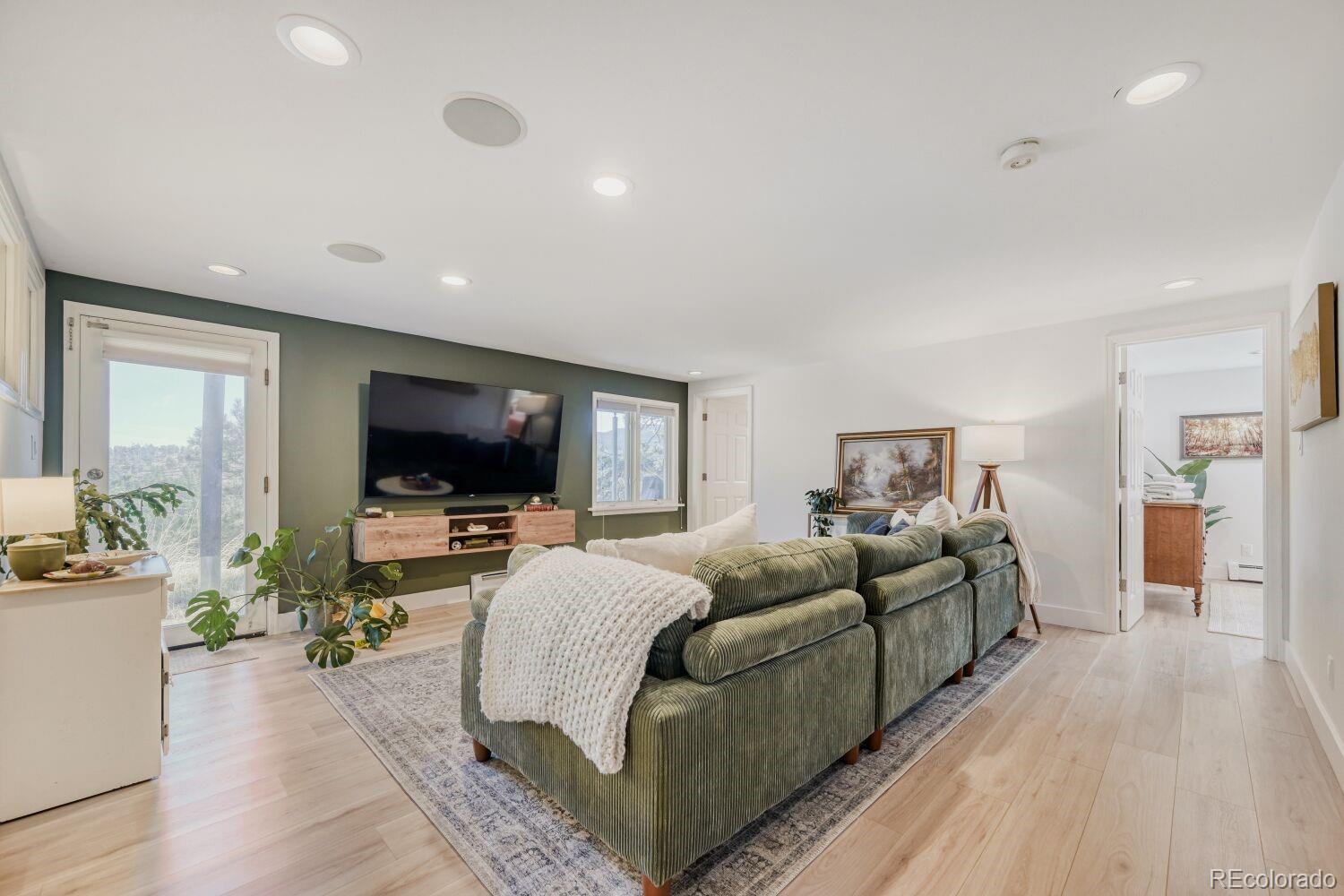 MLS Image #28 for 924  kelly road,boulder, Colorado