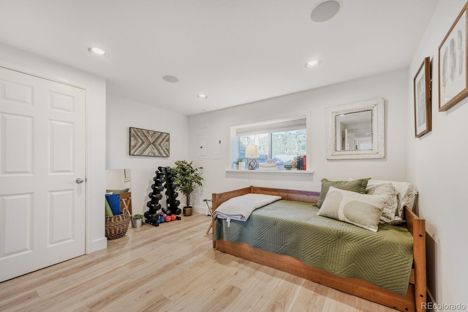 MLS Image #34 for 924  kelly road,boulder, Colorado
