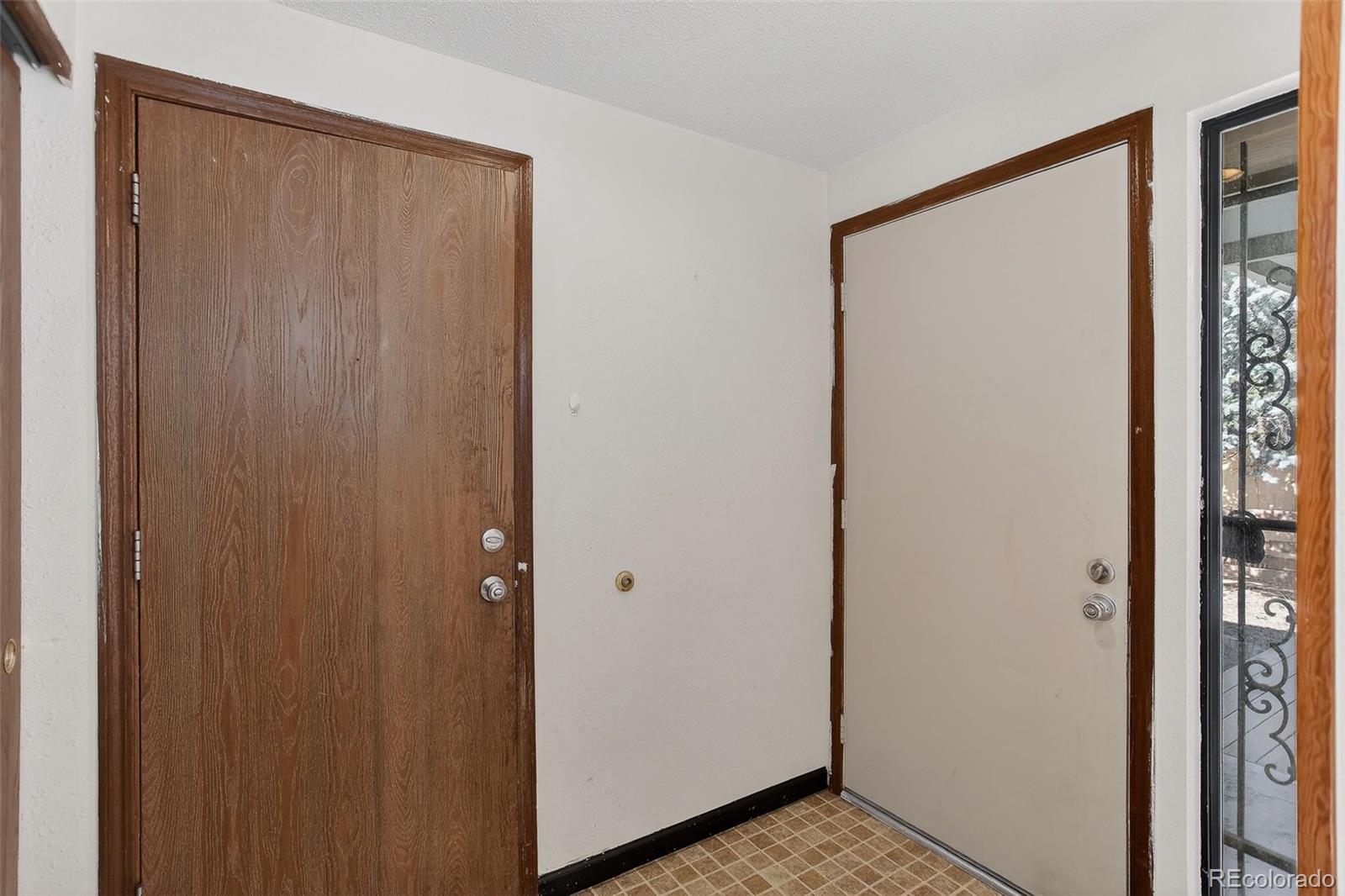 MLS Image #4 for 18907 e loyola circle,aurora, Colorado