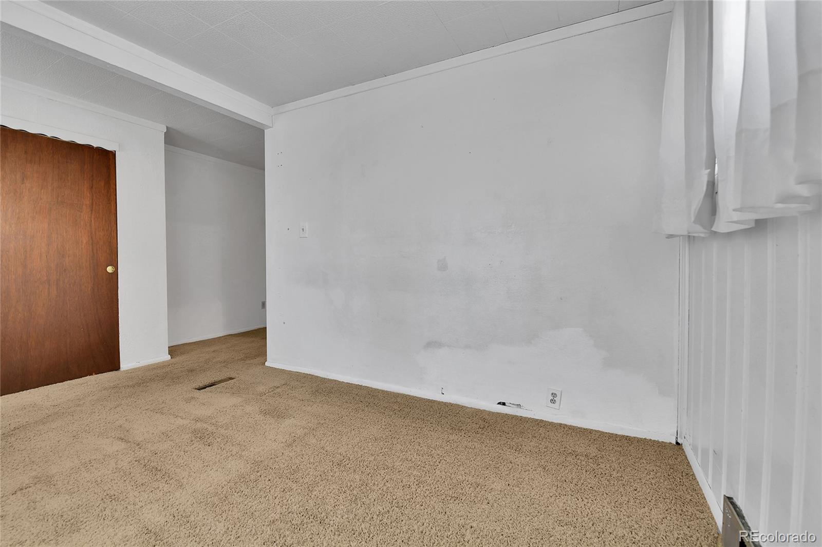 MLS Image #11 for 1995 s hazel court,denver, Colorado