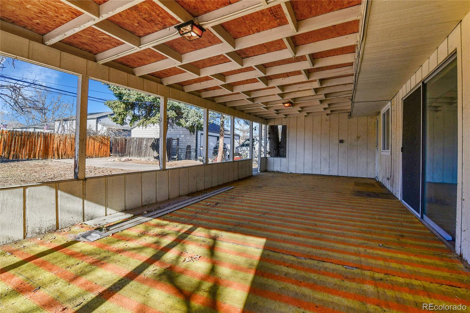 MLS Image #22 for 1995 s hazel court,denver, Colorado