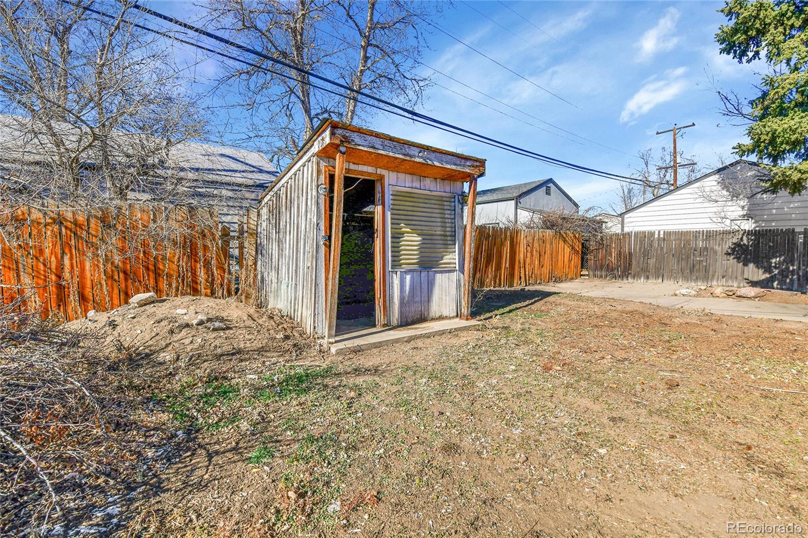 MLS Image #23 for 1995 s hazel court,denver, Colorado