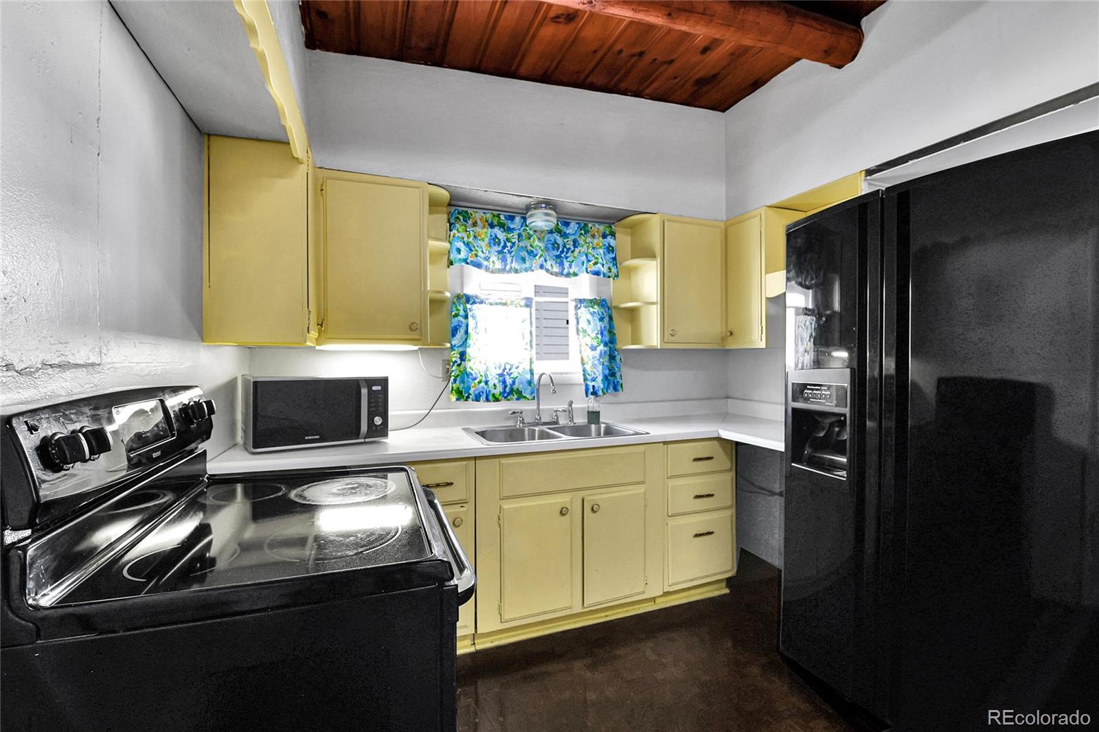 MLS Image #5 for 1995 s hazel court,denver, Colorado