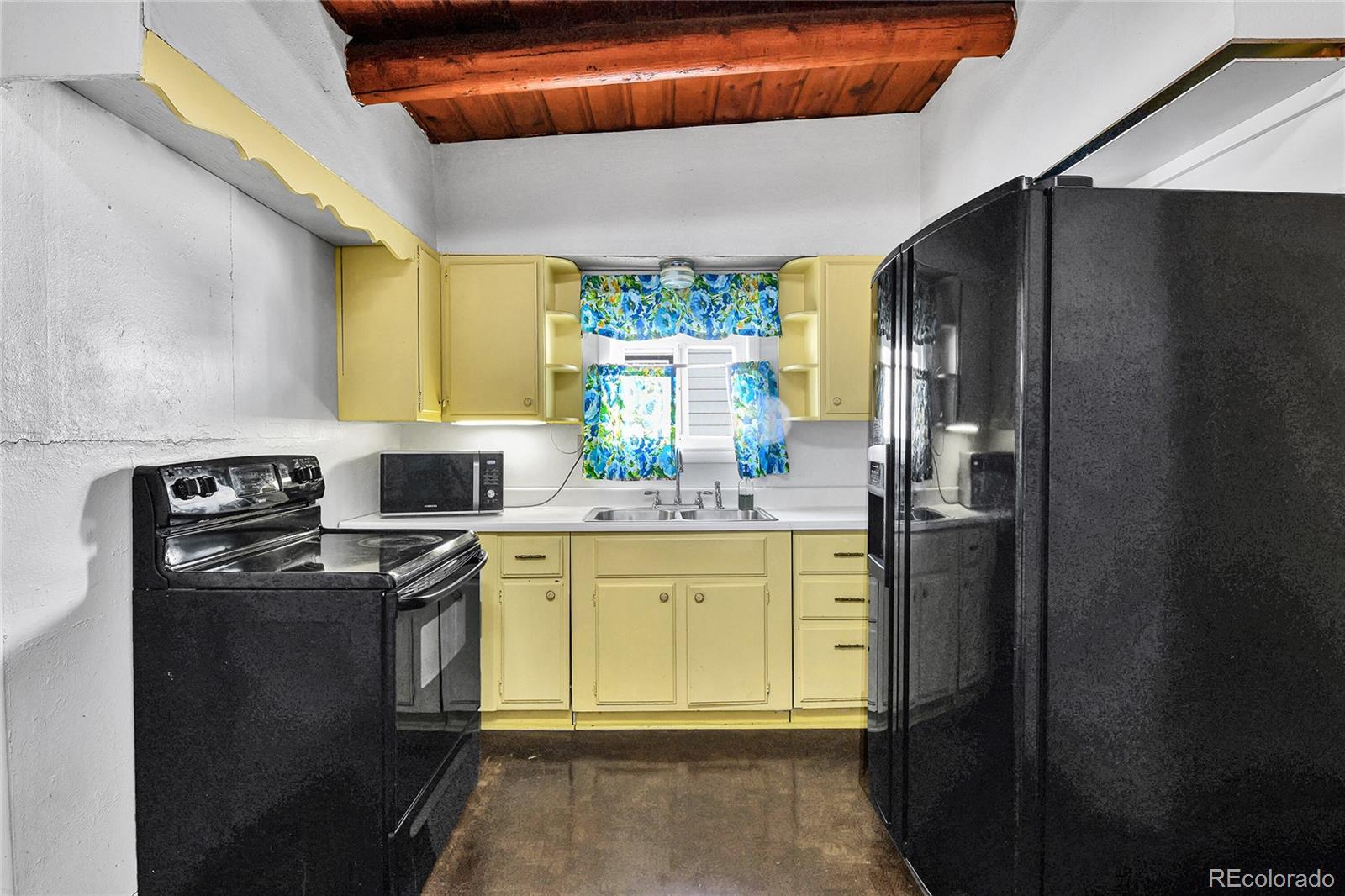 MLS Image #6 for 1995 s hazel court,denver, Colorado