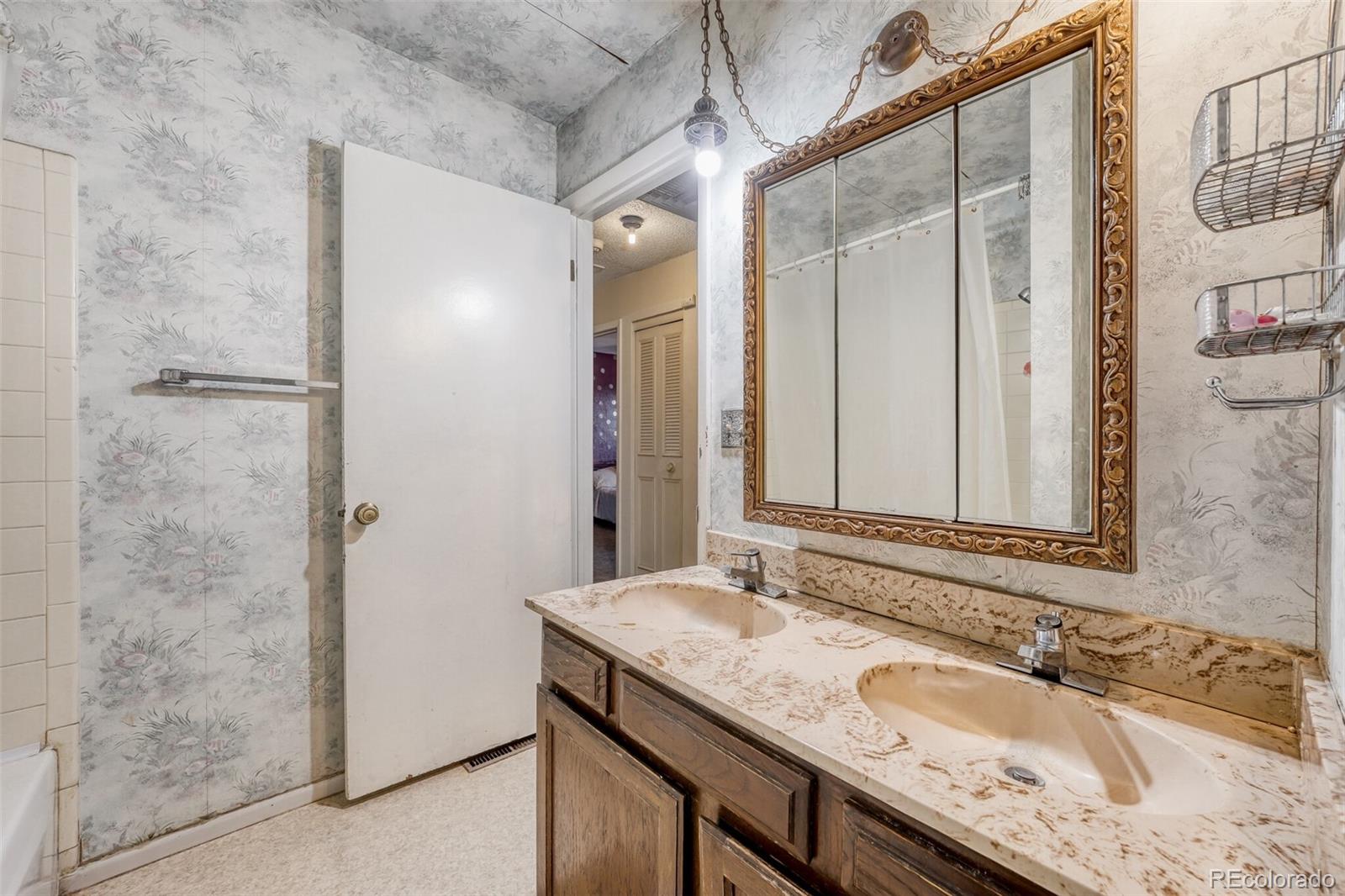 MLS Image #15 for 582  revere street,aurora, Colorado