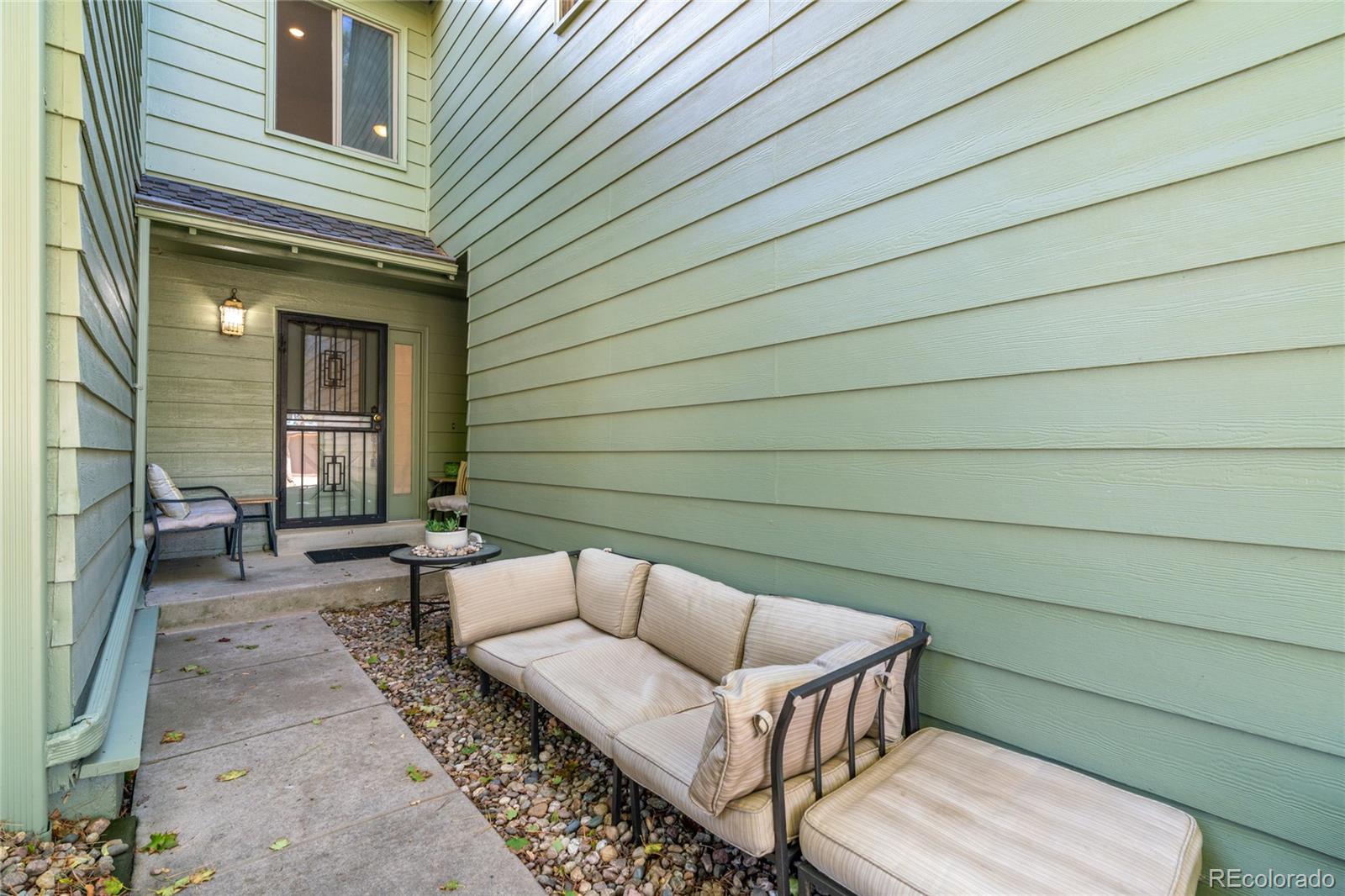 MLS Image #2 for 8364 e radcliff avenue,denver, Colorado