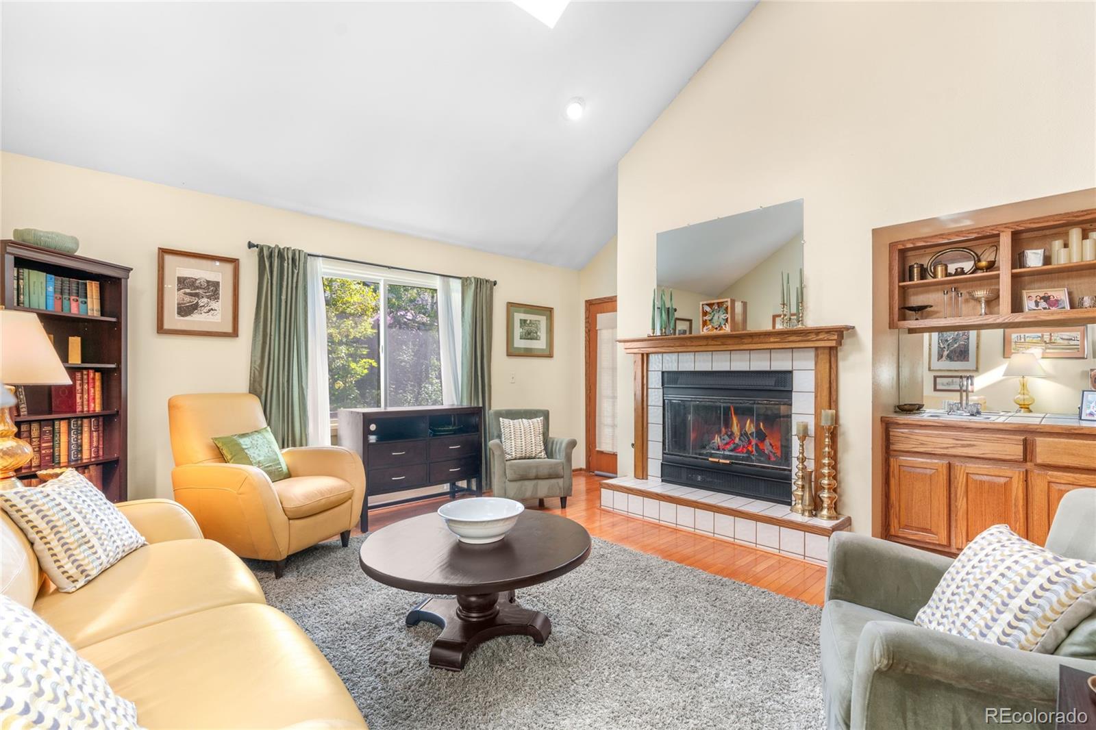 MLS Image #6 for 8364 e radcliff avenue,denver, Colorado