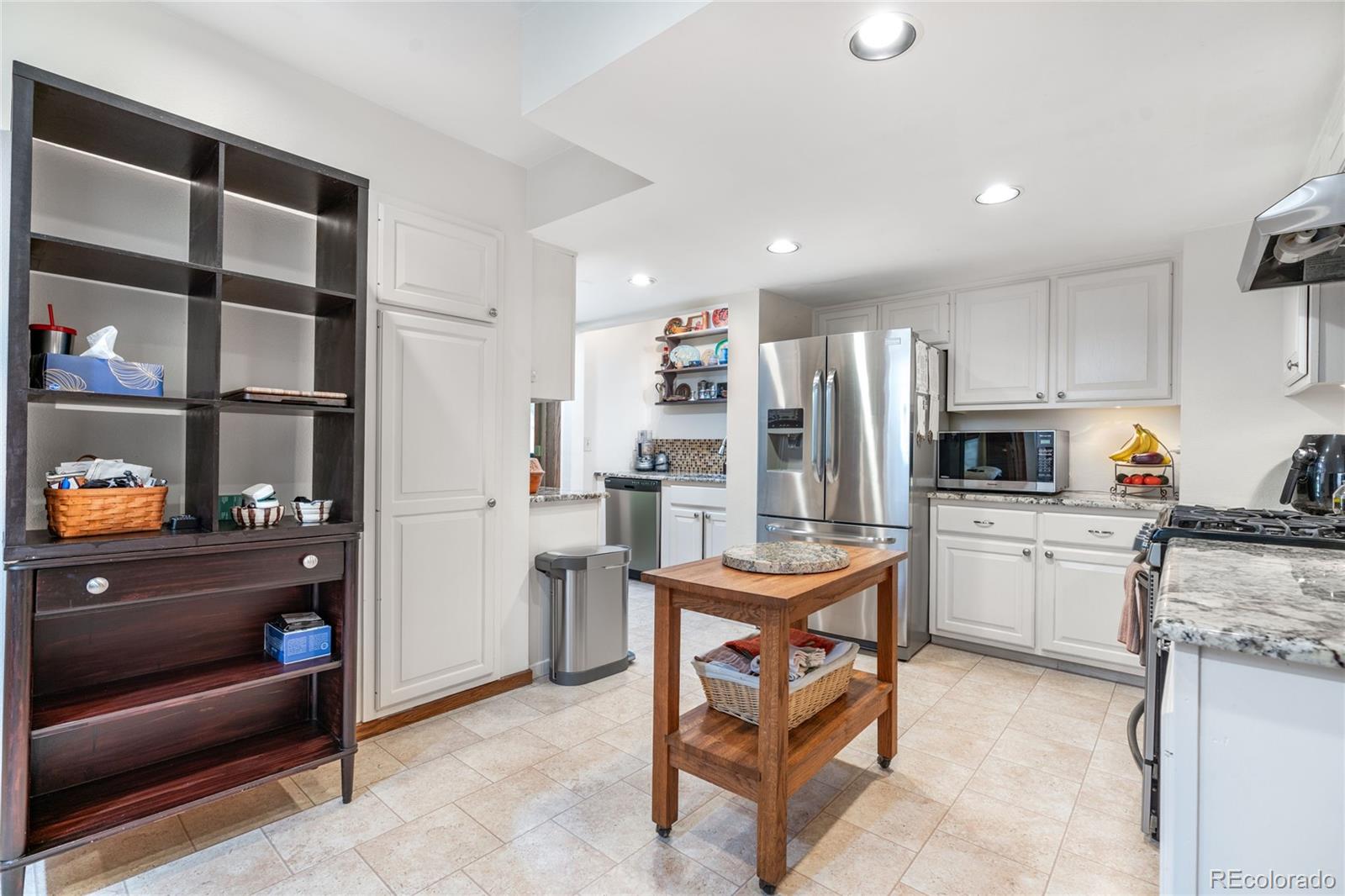 MLS Image #8 for 8364 e radcliff avenue,denver, Colorado