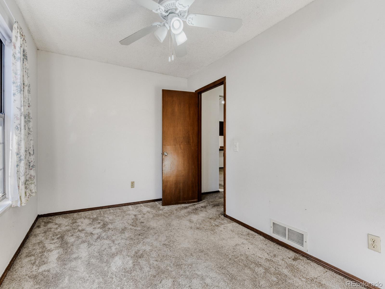 MLS Image #20 for 3818 s evanston street,aurora, Colorado