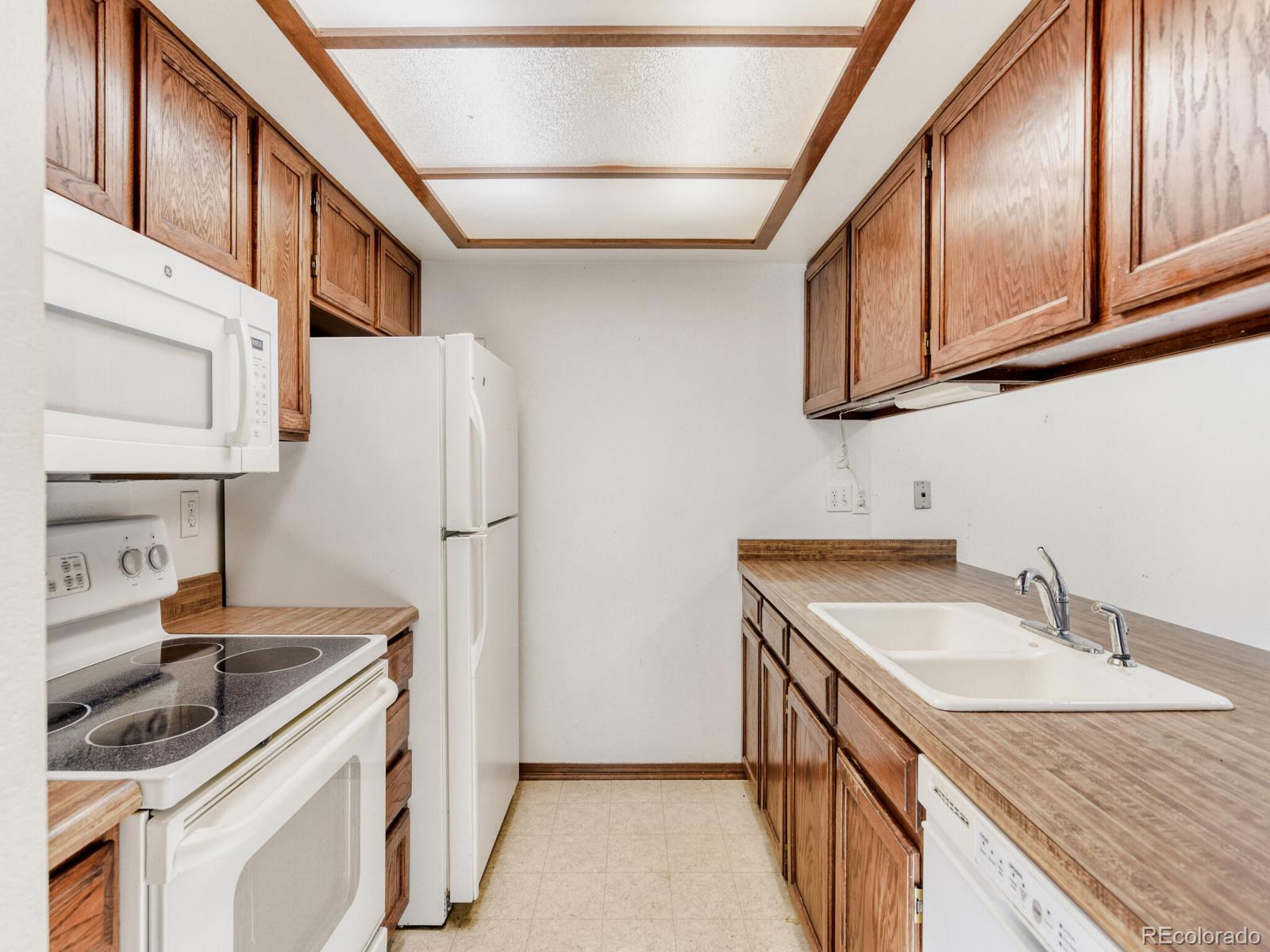 MLS Image #22 for 3818 s evanston street,aurora, Colorado