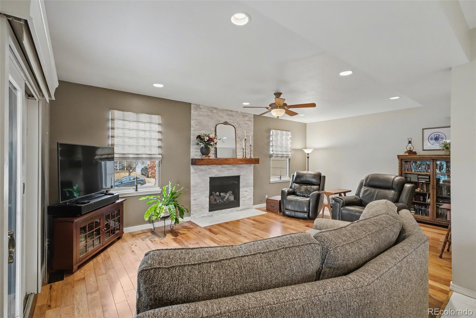 MLS Image #10 for 2705  tartan lane,colorado springs, Colorado