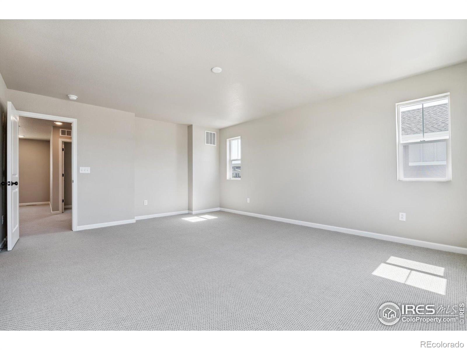 MLS Image #15 for 803  harvard street,johnstown, Colorado