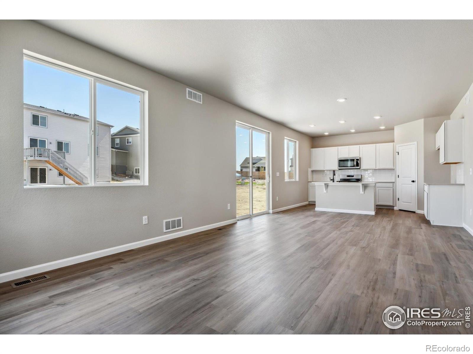 MLS Image #2 for 803  harvard street,johnstown, Colorado
